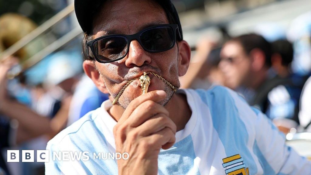 La locura de los argentinos por las "cábalas", los rituales con los que buscan traerle buena suerte a su equipo durante el Mundial