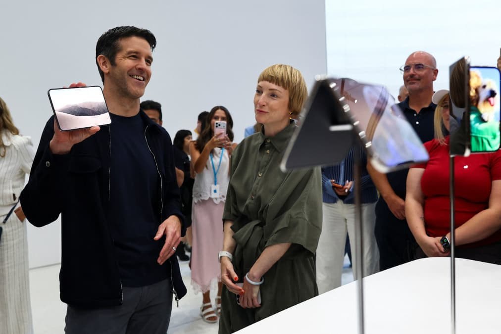 The iPhone Duo enters China’s crowded foldable market — and faces a price test