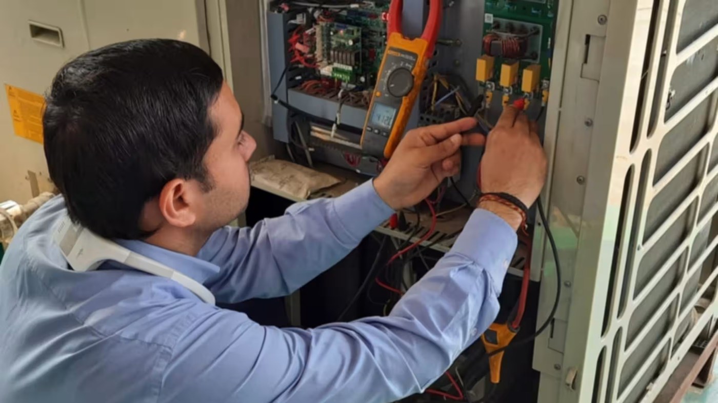 Japan's Daikin to use AI in A/C inspection training as cooling demand rises